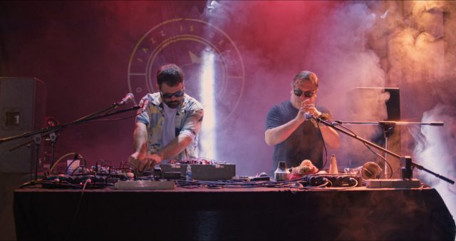 ROB MAZUREK & GABRIELE MITELLI – STAR SPLITTER