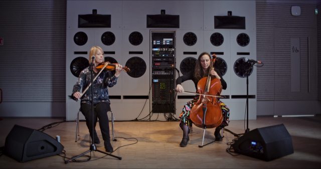 SILVIA TAROZZI & DEBORAH WALKER | Canti di guerra, di lavoro e d’amore